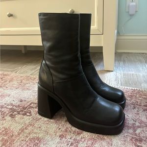 Steve Madden fantsie boots